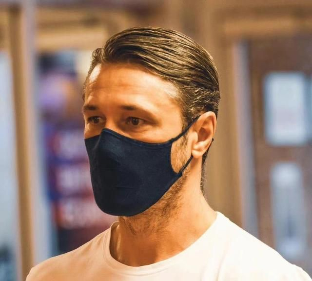 摩纳哥发布备战花絮，冲刺阶段回应争议，荷甲任务艰巨，身体对抗强度拉满(三段式劈枪为什么改了)-开云体育